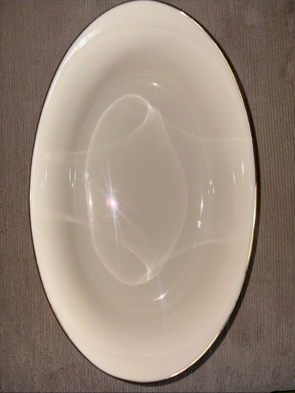 Lenox White Ceramic Oval Serving Bowl with 14k Gold Trim